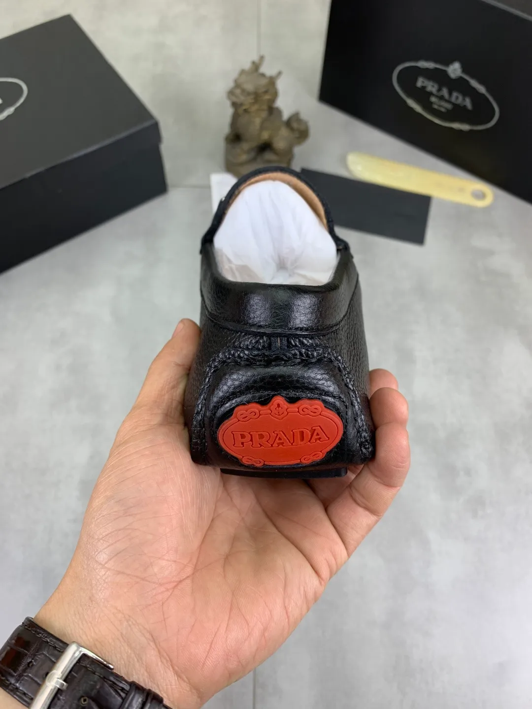 Men's Men's Shoes 💰P380💰【New Style】🆘 🔥🆕【PRADA】Prada Hong Kong high-quality pea shoes. Loaf style for lazy people. This fabric is made of 🇮🇹 imported top-grade Italian first-layer cowhide➕full first-layer pigskin lining. The lining is more high-end. The original non-slip and wear-resistant rubber outsole is the only choice for driving. Size: 38-45 4️⃣colors available